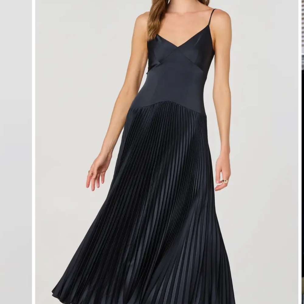 Elegant Navy Pleated Dress